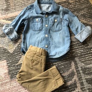 🤎CREWCUTS khaki pants and GAP Button Down shirt